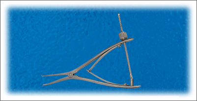 Lamina Retractor